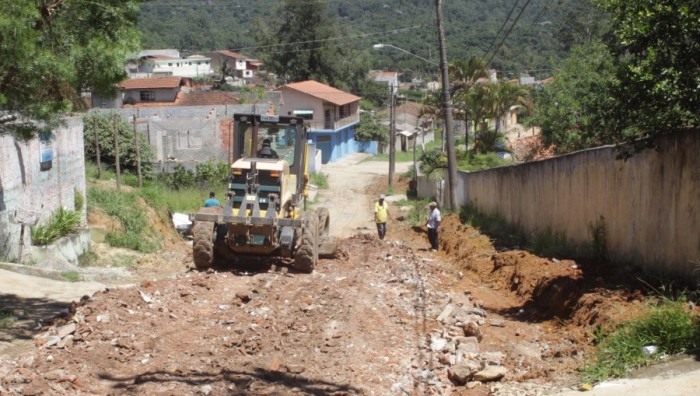 Prefeitura realiza obras de reestruturação no Jardim do Lago e Parque Astúrias