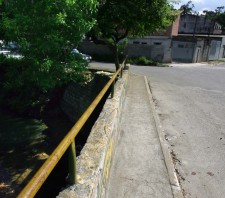 Prefeitura recupera ponte da Vila Barros