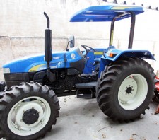 Prefeitura recupera trator para agricultura familiar