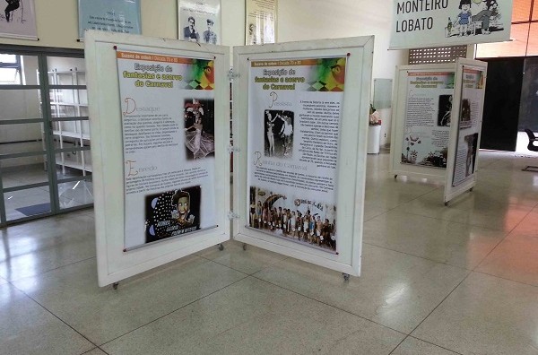 Exposição de banners sobre o Carnaval pode ser vista até 7 de março no Colorado