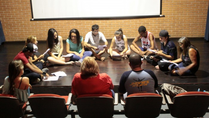 Grupo das Oficinas de Teatro dá sequência aos trabalhos da peça “Pluft, o fantasminha”