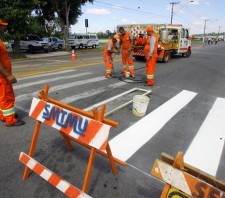 Passarela do Samba começa a receber sinalização especial para o Carnaval 2014