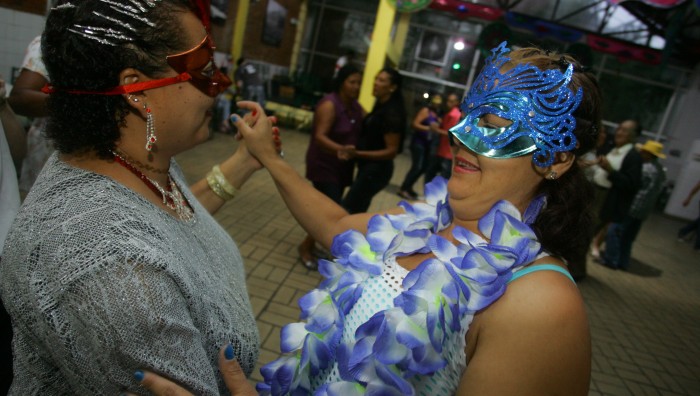 Associação da Melhor Idade realiza neste sábado Baile Pré-Carnavalesco