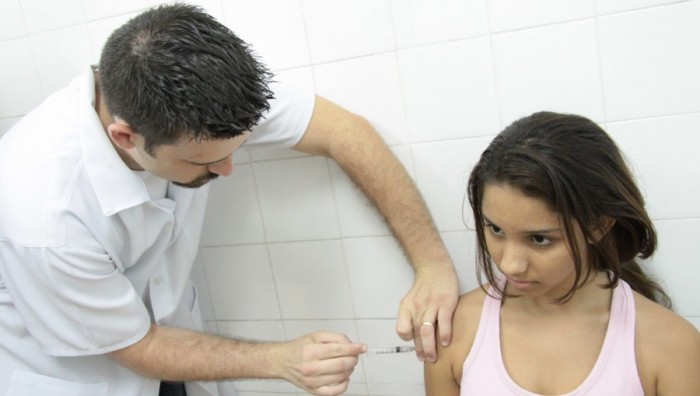 Prefeitura deve imunizar aproximadamente 8 mil meninas contra HPV