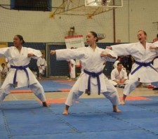 Karatecas de Suzano brigam por vaga no Campeonato Paulista