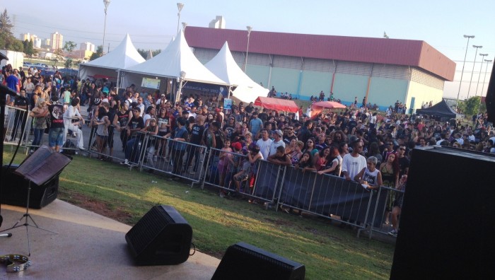 Rock no Parque reúne mais de quatro mil pessoas no Max Feffer