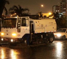 Limpeza viária: Prefeitura conta com Varredeira Mecânica