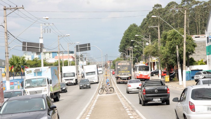 Prefeitura inicia ampliação da terceira faixa da Rua Prudente de Moraes