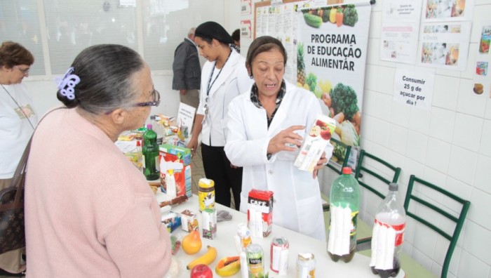 Nutricionista orienta frequentadores do Restaurante Popular