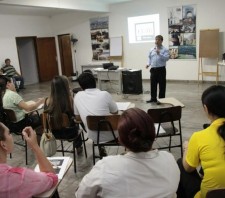 Curso prepara líderes para empresas de Suzano