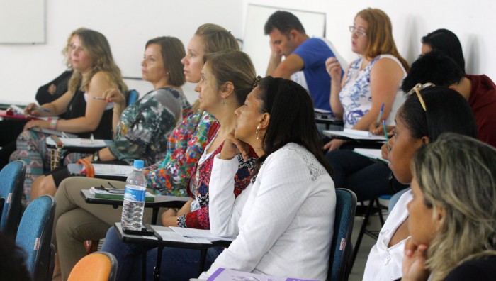 Professores da rede municipal recebem capacitação do Programa Ler e Escrever