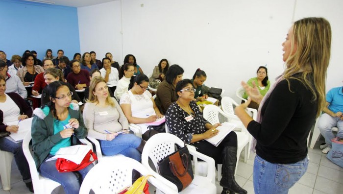 Prefeitura promove oficina de capacitação para educadores