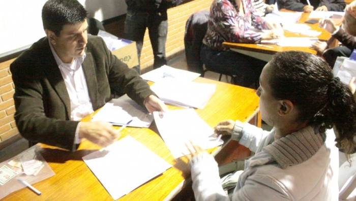 Conjunto Topázio: Mais 36 famílias assinam contrato e realizam o sonho da casa própria