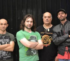 Encontro de bandas reúne centenas de pessoas no Casarão das Artes