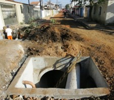 Obras de canalização no Sítio São José seguem em ritmo acelerado