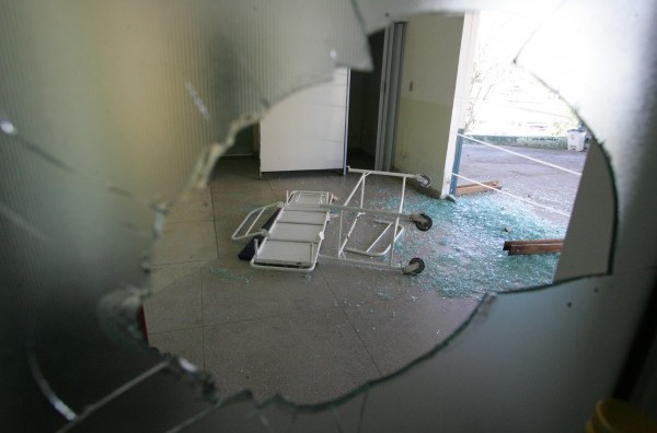 Esclarecimento: Vandalismo fecha Pronto Atendimento (PA) de Palmeiras