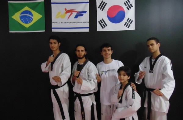 Suzanenses faturam 17 medalhas na final do Paulista de Taekwondo