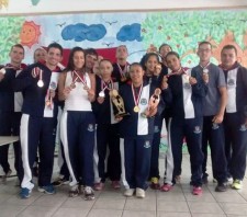 Karatê: Suzano ganha 15 medalhas e é campeão no feminino