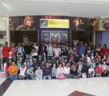 Jovens dos bairros São José e Casa Branca participam do projeto “Dia D Cinema”