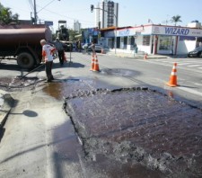 Prefeitura realiza reparos nas ruas Nove de Julho e Sete de Setembro