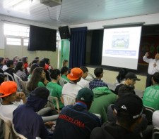 Prefeitura qualifica estudantes para o mercado de trabalho