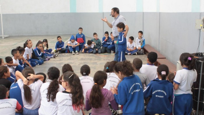 Alunos da Emef José Celestino comemoram o Dia do Rio Tietê