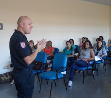 Saspe: Curso de Libras capacita servidores de 8 secretarias e Câmara