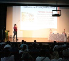 Seminário sobre Cadastro Rural reúne agricultores do Alto Tietê