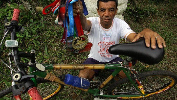 Suzanense vai pedalar 2,5 mil km até a Bahia em bicicleta de bambu para entrar no Guinness Book