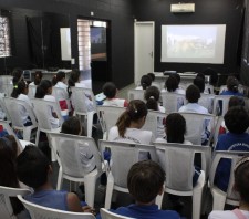 Alunos de Palmeiras participam de sessão de cinema no Centro Cultural