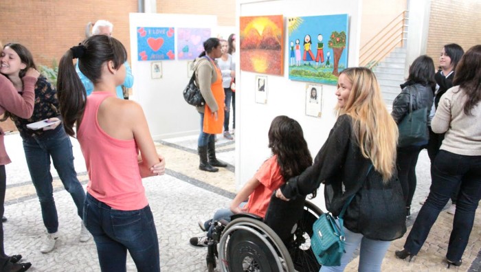 Cultura inaugura exposição “Um Olhar Especial”