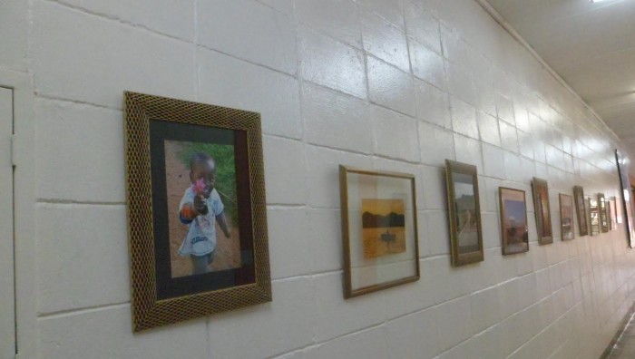 Centros culturais oferecem exposições de fotografia, artes plásticas e artesanato