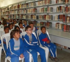 Crianças participam de “Contação de Histórias” no Centro Cultural Palmeiras