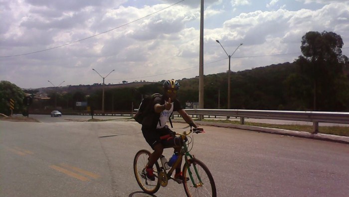 Suzanense pedala 2080 quilômetros até a Bahia