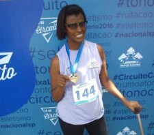 Paratletas de Suzano garantem medalha de ouro no Circuito Loterias Caixa de Atletismo