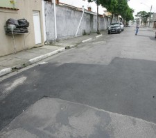 Prefeitura realiza tapa buraco na Vila Figueira