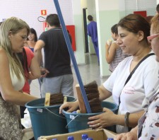 Força tarefa presta assistência às famílias vítimas da chuva