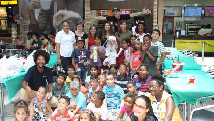 Fundo Social promove atividade com 30 crianças no shopping