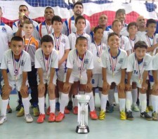 Suzano fatura nove prêmios na modalidade de futsal