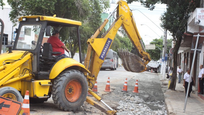 Prefeitura revitaliza Rua Marechal Deodoro