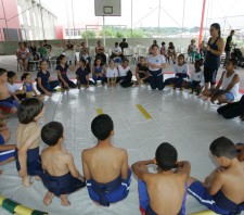 Estudantes participam do 2º Festival Interescolar de Sumô