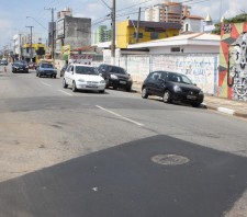 Prefeitura tapa buracos na Rua Sete de Setembro e Konoe Endo