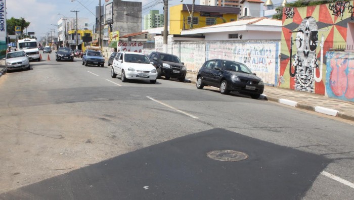 Prefeitura tapa buracos na Rua Sete de Setembro e Konoe Endo