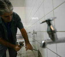 Escolas municipais economizam 9 milhões de litros d’água e poupam R$ 227 mil