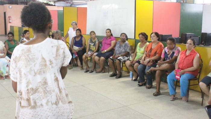 CRAS Casa Branca recebe atividades em comemoração ao Dia da Mulher