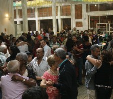 Fundo Social realiza amanhã baile em homenagem às Mulheres