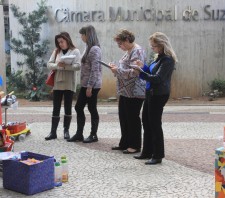 Júri técnico avalia 16 trabalhos do concurso “Criando com Material Reciclável”