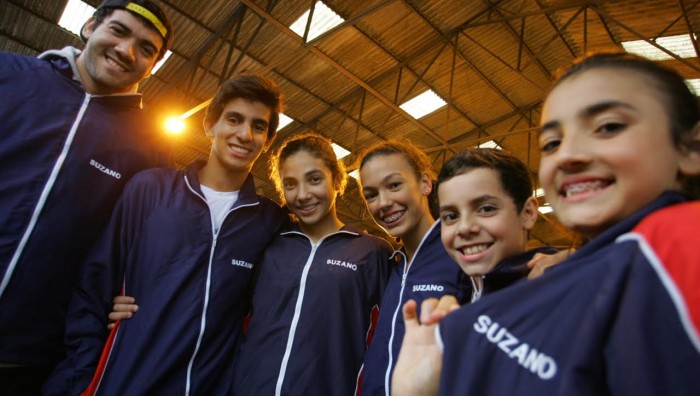 Alunos da Escolinha de Natação representam Suzano no Campeonato Inter-regional
