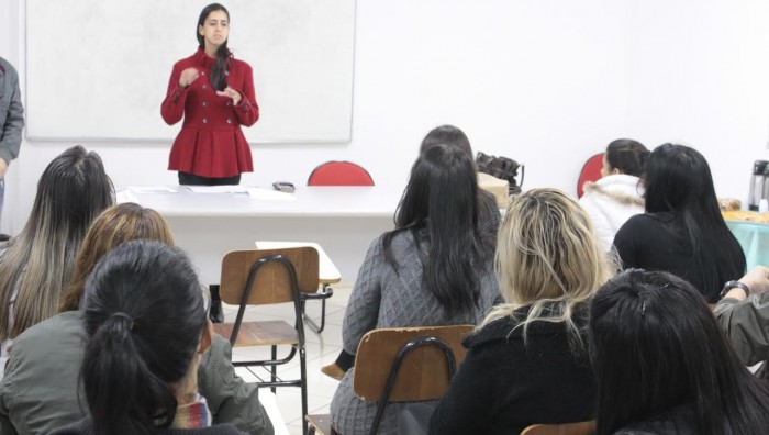 Funcionários recebem capacitação para agilizar atendimento no Refis