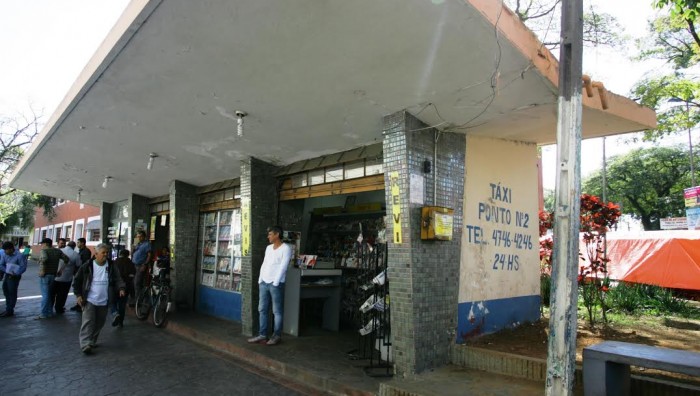 Prefeitura realizará estudo de viabilidade para revitalizar ponto de táxi da Praça João Pessoa